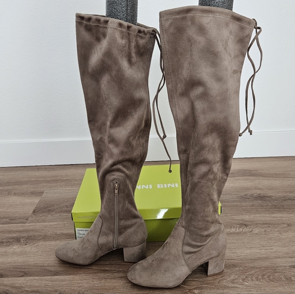 Gianni Bini Trillia Dusty Taupe Over-the-Knee Boots Size 7.5 - Picture 4 of 13